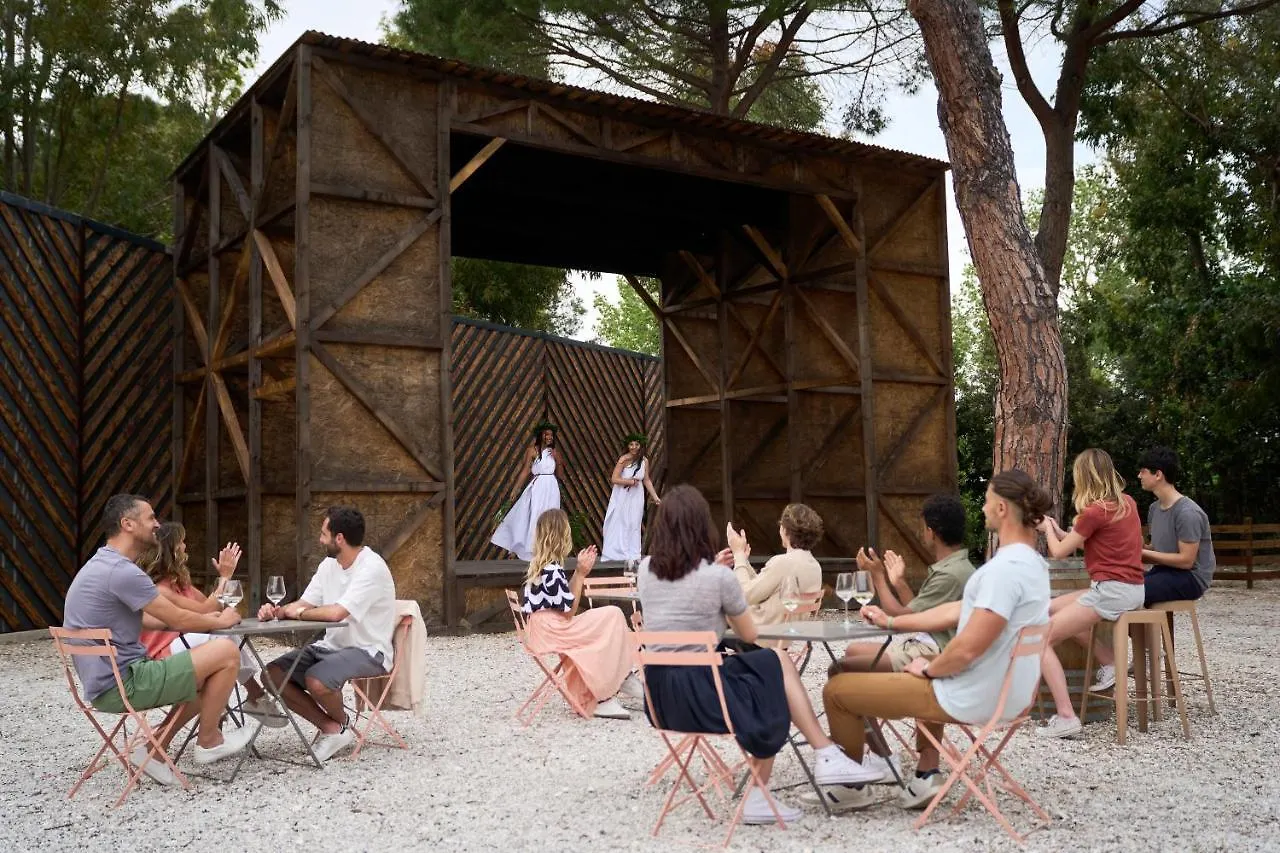 ואדה Camping Campo Dei Fiori - Glamping4All